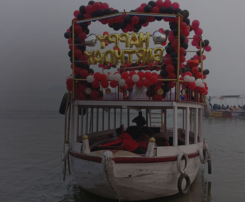 boat on ganga